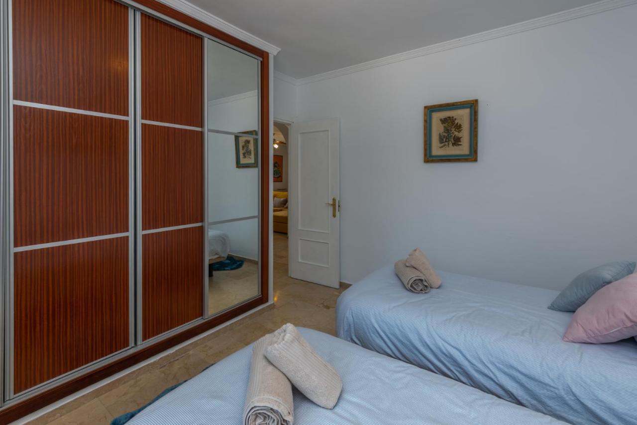 Villa Alegria Big Terrace, Private Pool & Parking